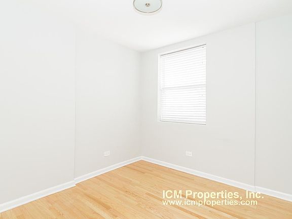 5th image of 2539 W Leland Ave #A1