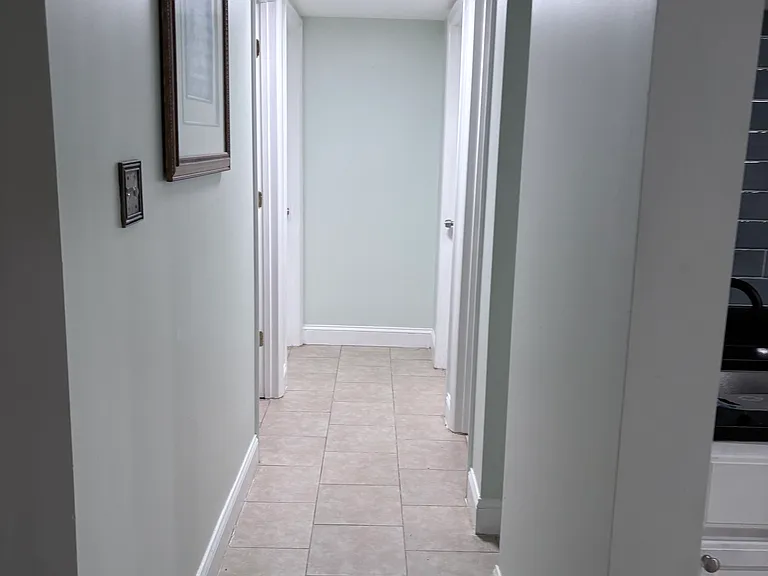 709 Elkhurst Pl — Photo 5