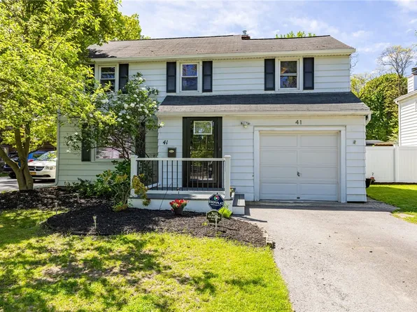 41 Tamarack Dr, Rochester, NY 14622