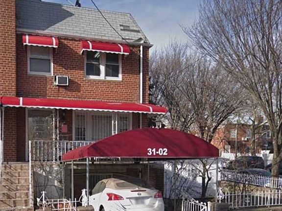 5th image of 3102 75th St
