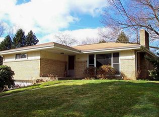 2867 Sunset Cir, Export, PA 15632