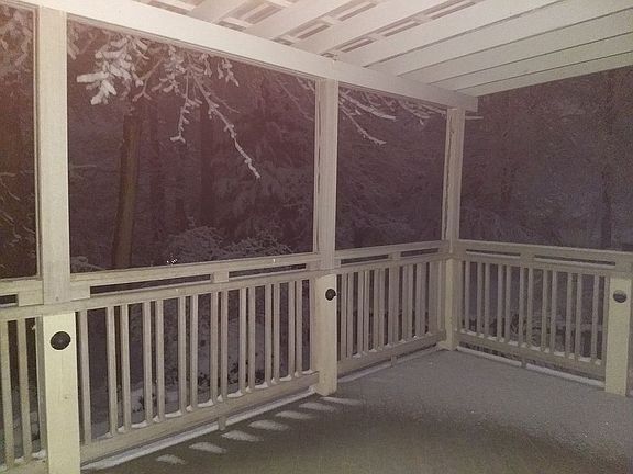 PORCH-2 NITE