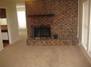 2407 Long Ridge Ln, Arlington, TX 76014