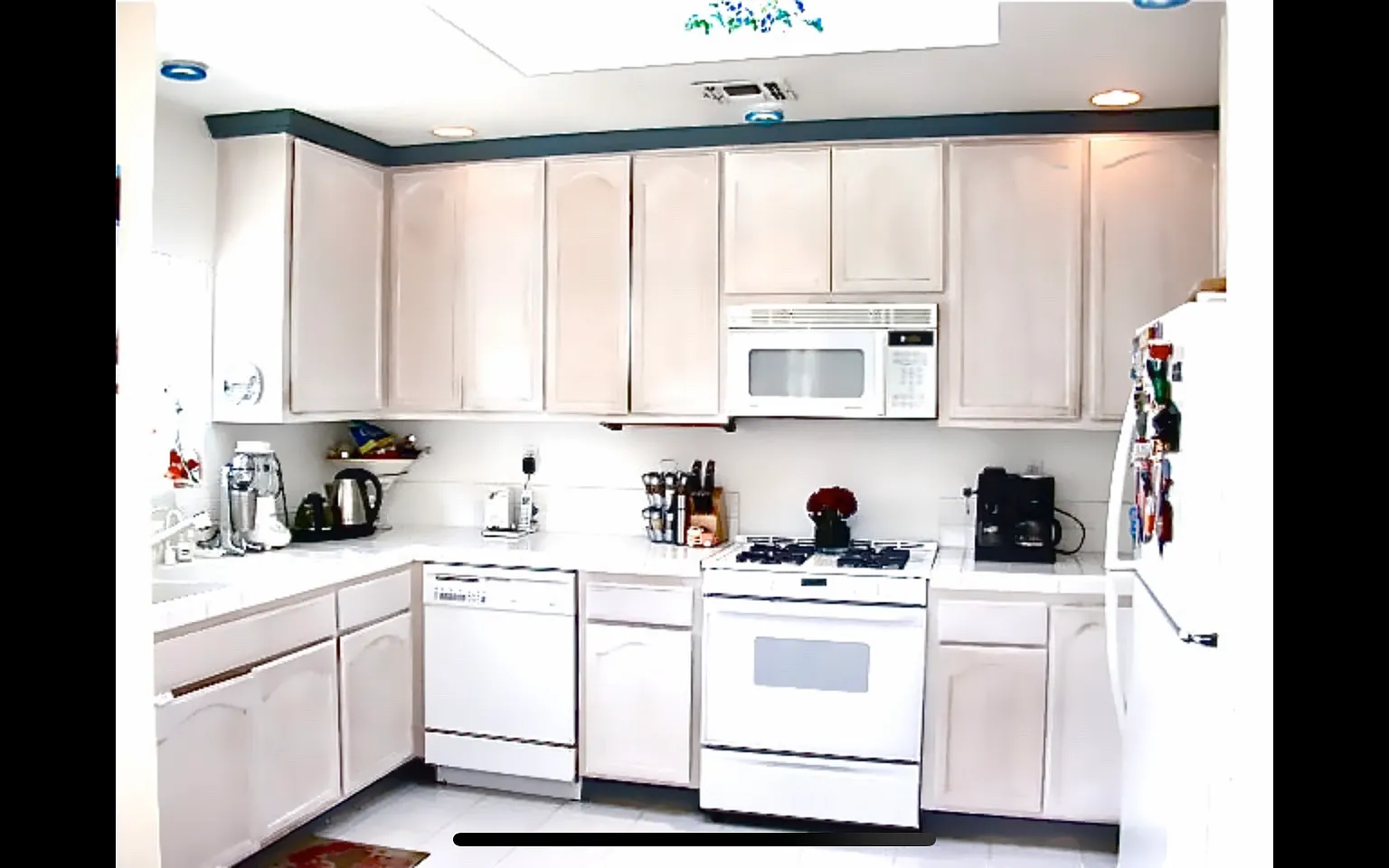 3 bed, 10000 sqft, $1,398 — Photo 4