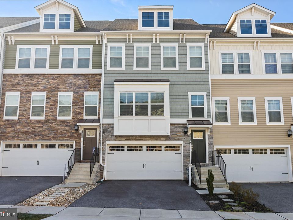 1st image of 1027 Edenberry Way Gln
