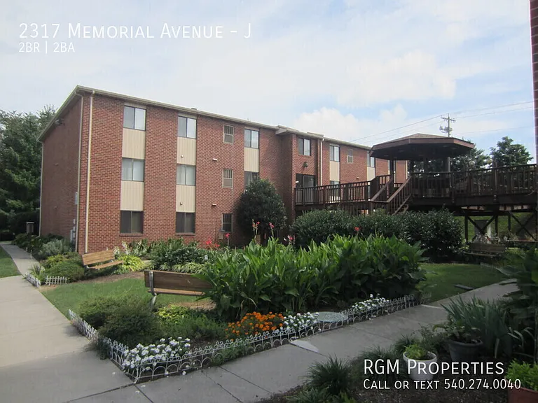 2317 Memorial Ave SW #J — Photo 1