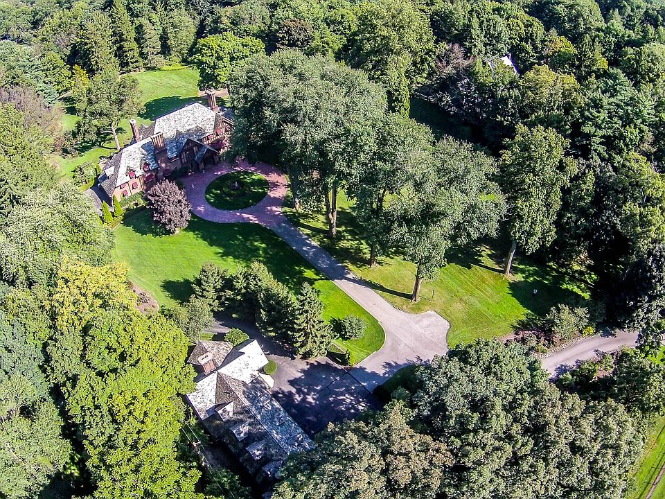 675 N Portage Path, Akron, OH 44303 | Zillow