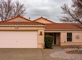 8117 Oakland Ave NE, Albuquerque, NM 87122