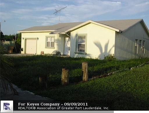 2nd image of 1529 SW 3rd Ter