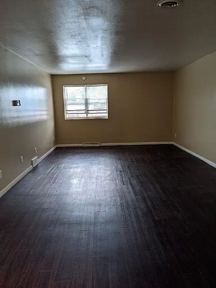 450 N Main St #7 — Photo 1