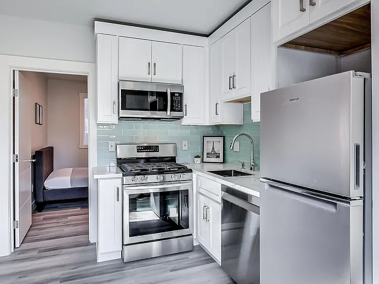 3411 Adeline LLC — Photo 3