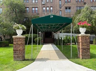 29 Woodmere Boulevard #2-B, Woodmere, NY 11598