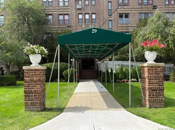 29 Woodmere Boulevard #2-B, Woodmere, NY 11598