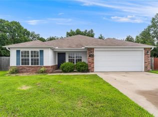 3751 Alliance Dr, Bethel Heights, AR 72764