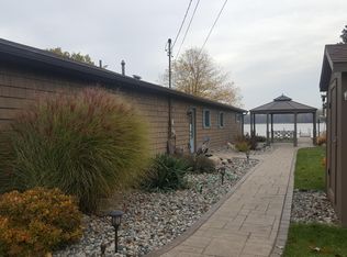 5932 Shaw St, Haslett, MI 48840