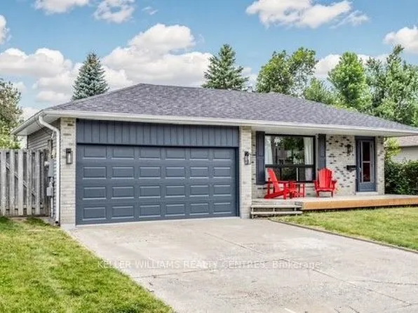 29 Bronte Cres, Barrie, ON L4N 5B8