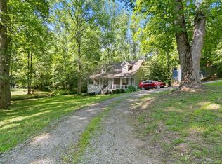 15 Padget Ln, Ellijay, GA 30540