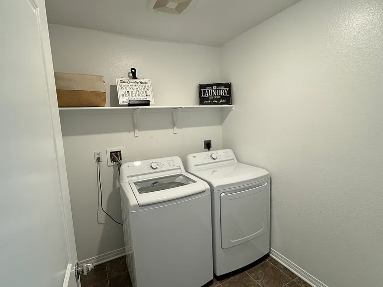 7439 Fig Grove Ln — Photo 9