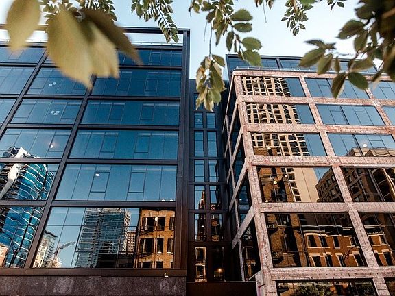 4th image of 678 N Lasalle St #116