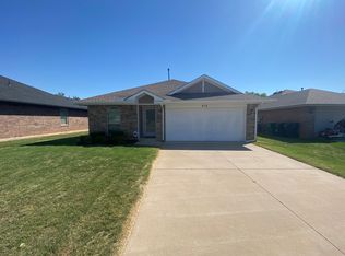 612 Inverleith Cir, Yukon, OK 73099