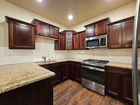 3rd image of 12061 Mesquite River Dr