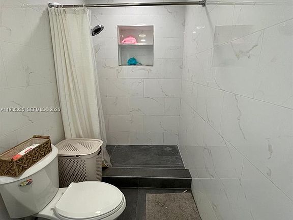 5th image of 9770 SW 13th Ter