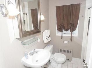 9 Colony Dr, North Caldwell, NJ 07006