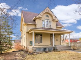 205 N 7th St, Guthrie Center, IA 50115