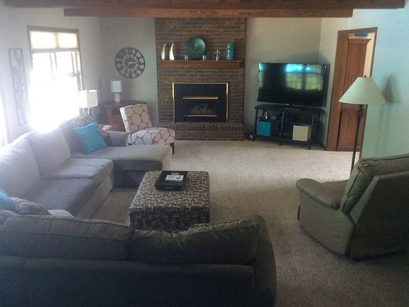 4th image of 22967 Weymouth Ln