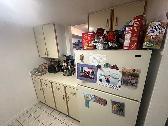 3rd image of 72 Euston Rd APT 306