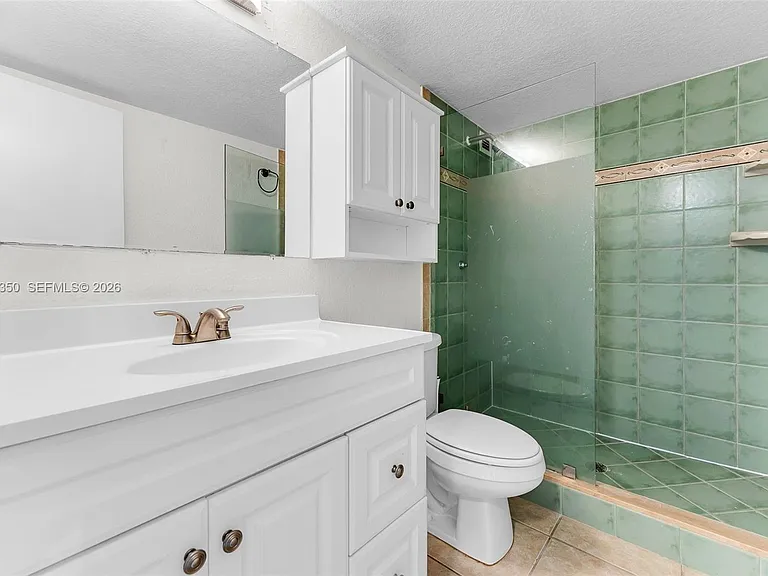 800 Parkview Dr #1007 — Photo 22
