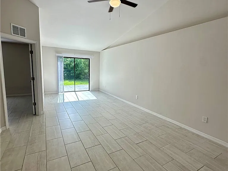 3310 NW 17th Ln — Photo 9