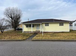 1234 Adams Ave, Milton, WV 25541