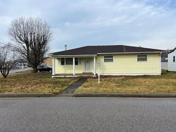 1234 Adams Ave, Milton, WV 25541