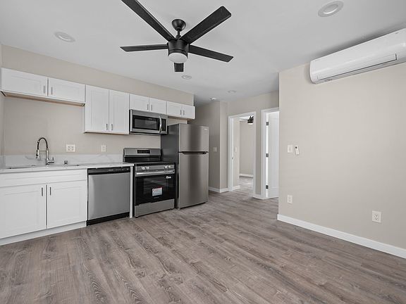 3rd image of 6213 Mesita Dr