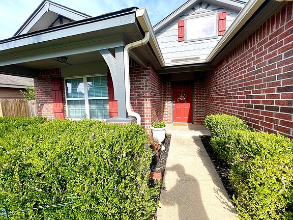 Covered porch and entryway