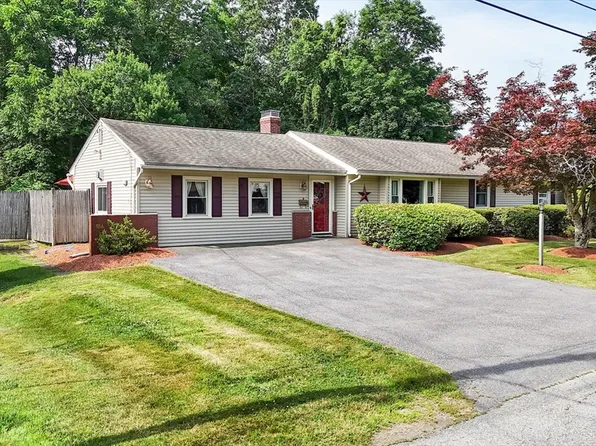 9 Kings Mountain Dr, West Boylston, MA 01583