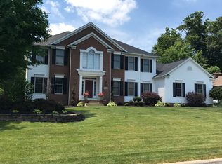 2331 Greenview Dr, Uniontown, OH 44685