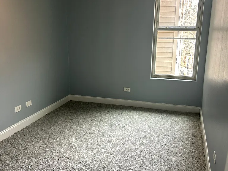 8838 S Marquette Ave — Photo 4