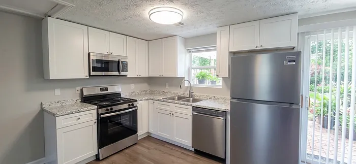3813 N Bogan Rd NE #4A — Photo 2