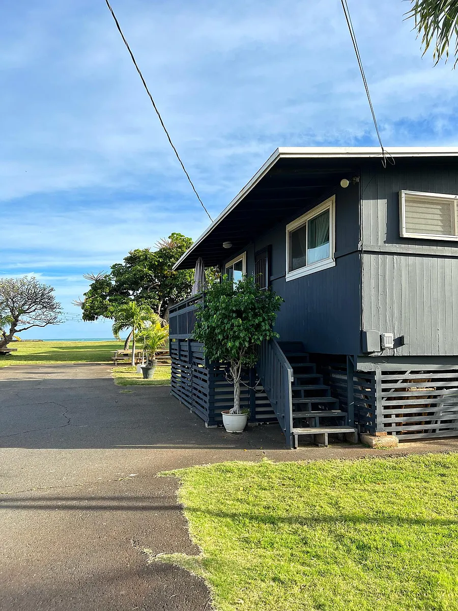 Checking into your lush, island bungalow - 91-839D Pohakupuna Rd
