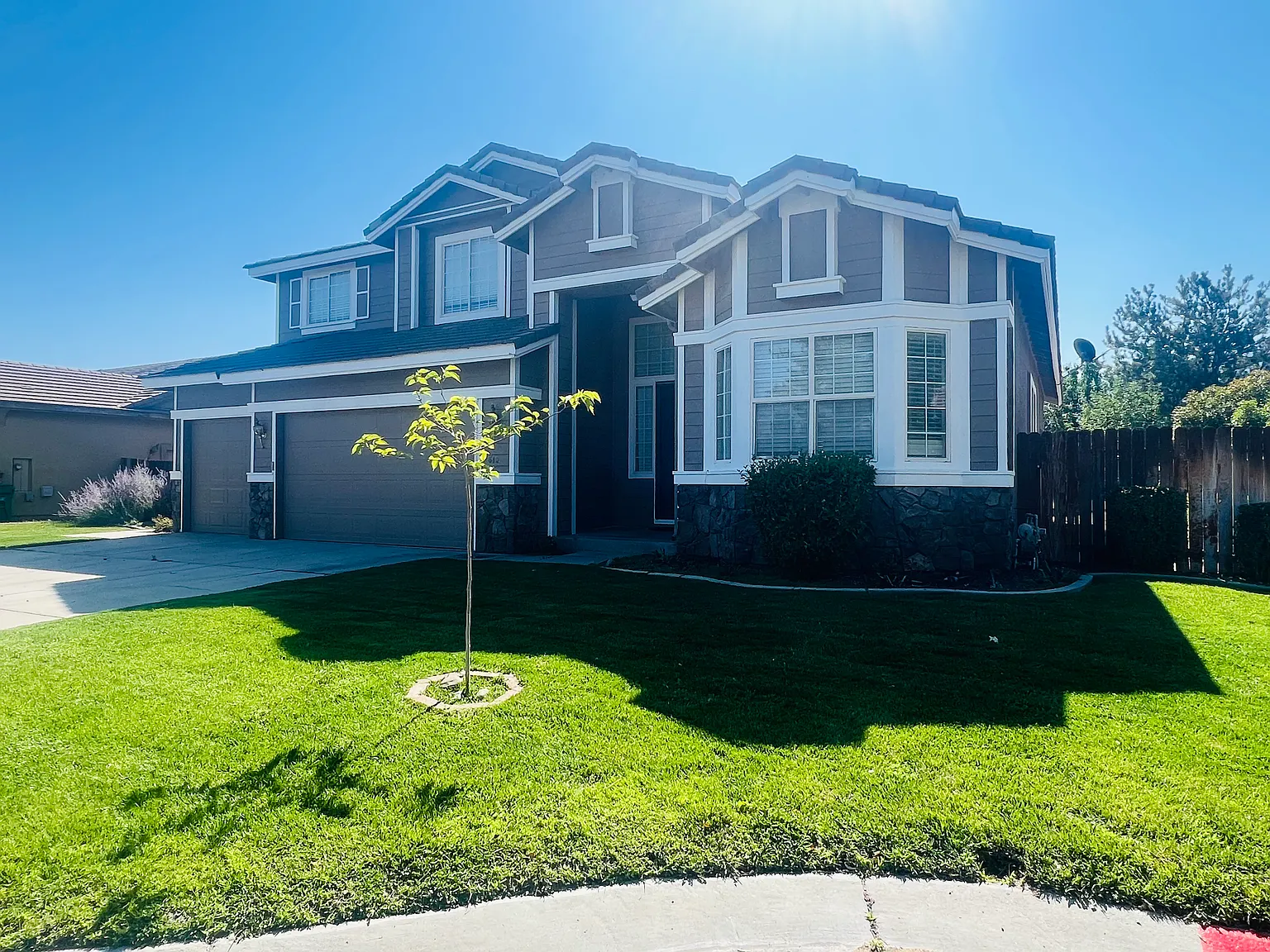 513 Cypress Point Dr photo 1