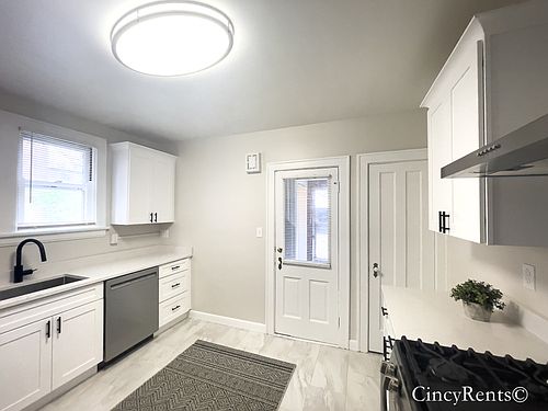 1st image of 3839 Hyde Park Ave #1