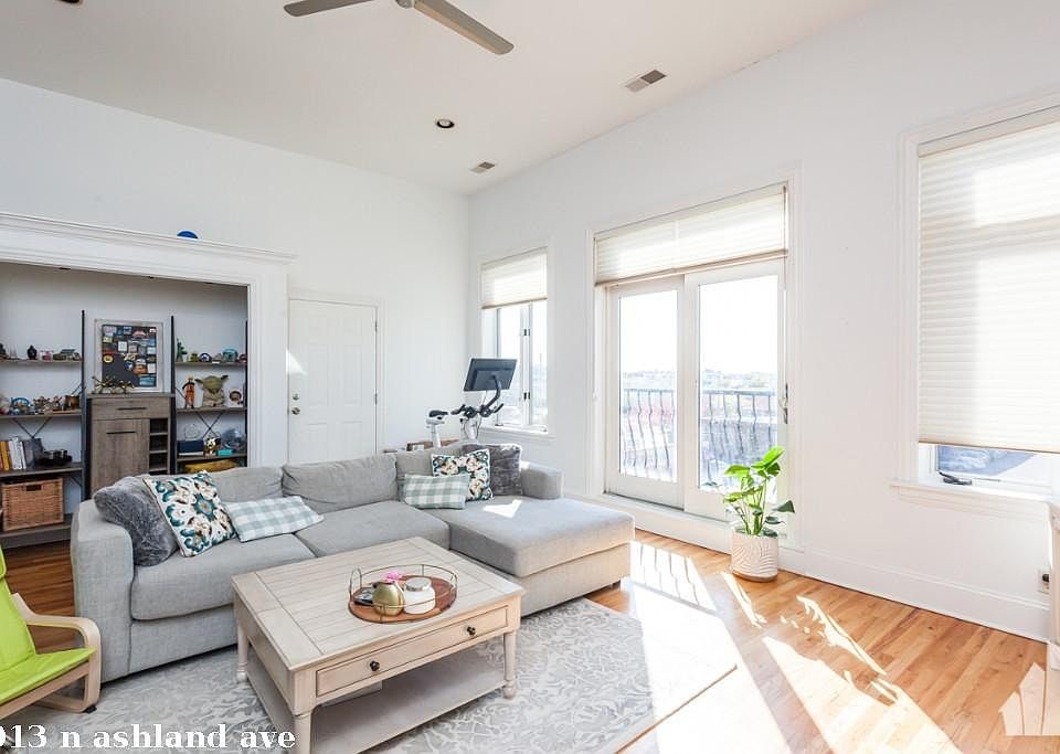1st image of 3013 N Ashland Ave #1823
