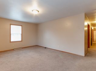 Moro, Manhattan, KS 66502