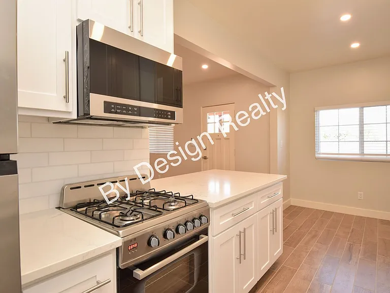 130 N Cherry Ave #2 — Photo 13