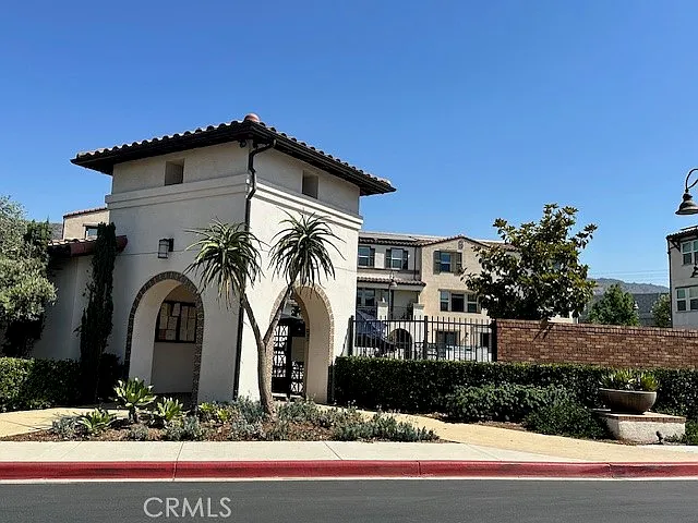 623 W Foothill Blvd #44 — Photo 1