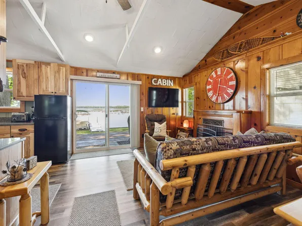 11297 Lawrence Ave NW, Annandale, MN 55302