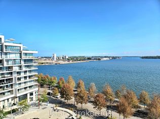 1 Edgewater Dr #819, Toronto, ON M5A 0L1