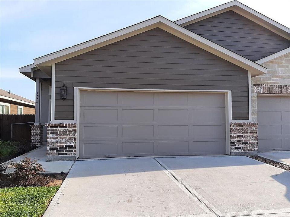 1st image of 9776 Grosbeak Ln